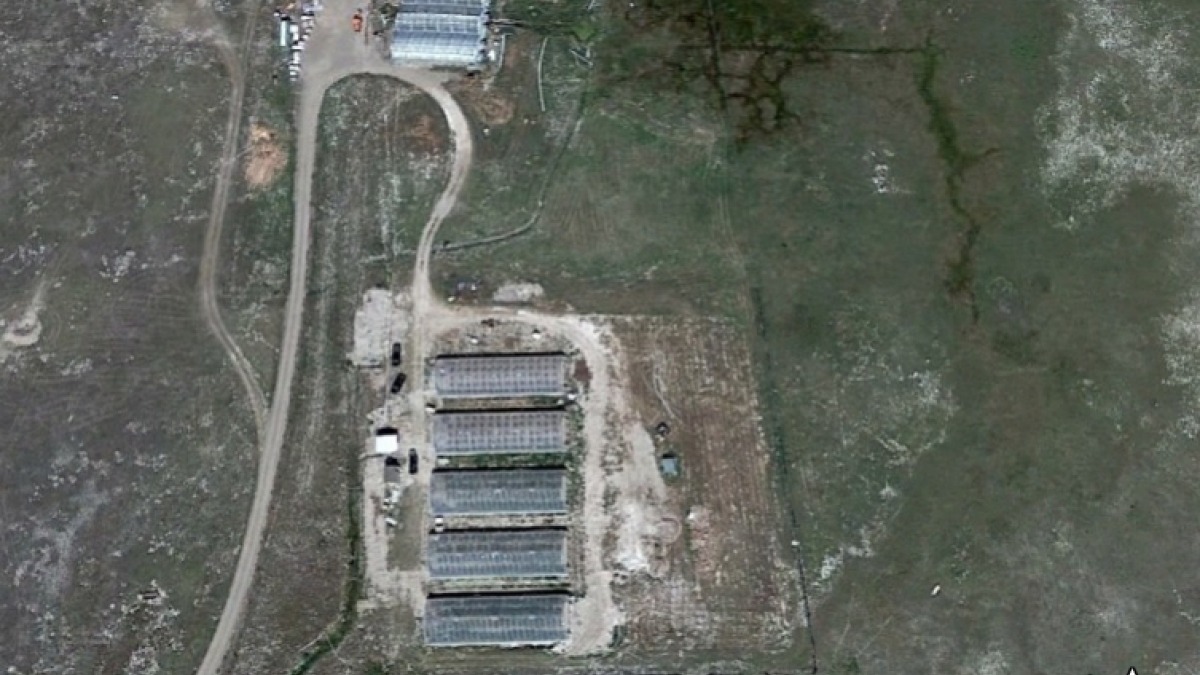 Greenhouses on 3 acre parcel