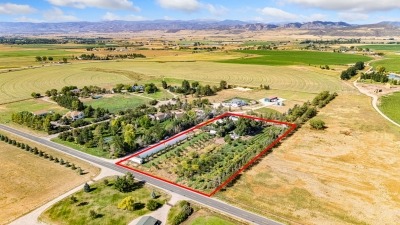 property lines are approximate