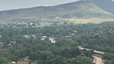 A view of Planet Bluegrass concert venue from cliff edge perimeter